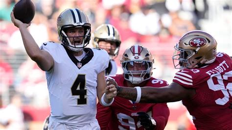 Derek Carr leads 95.